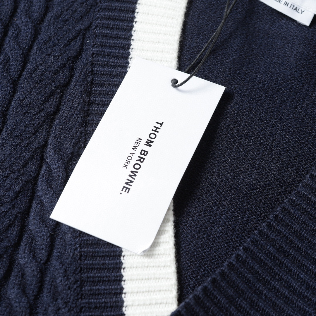 【ThomBrowne   公式旗艦店】トムブラウン  セーター   ご好評に付き再入荷！241230