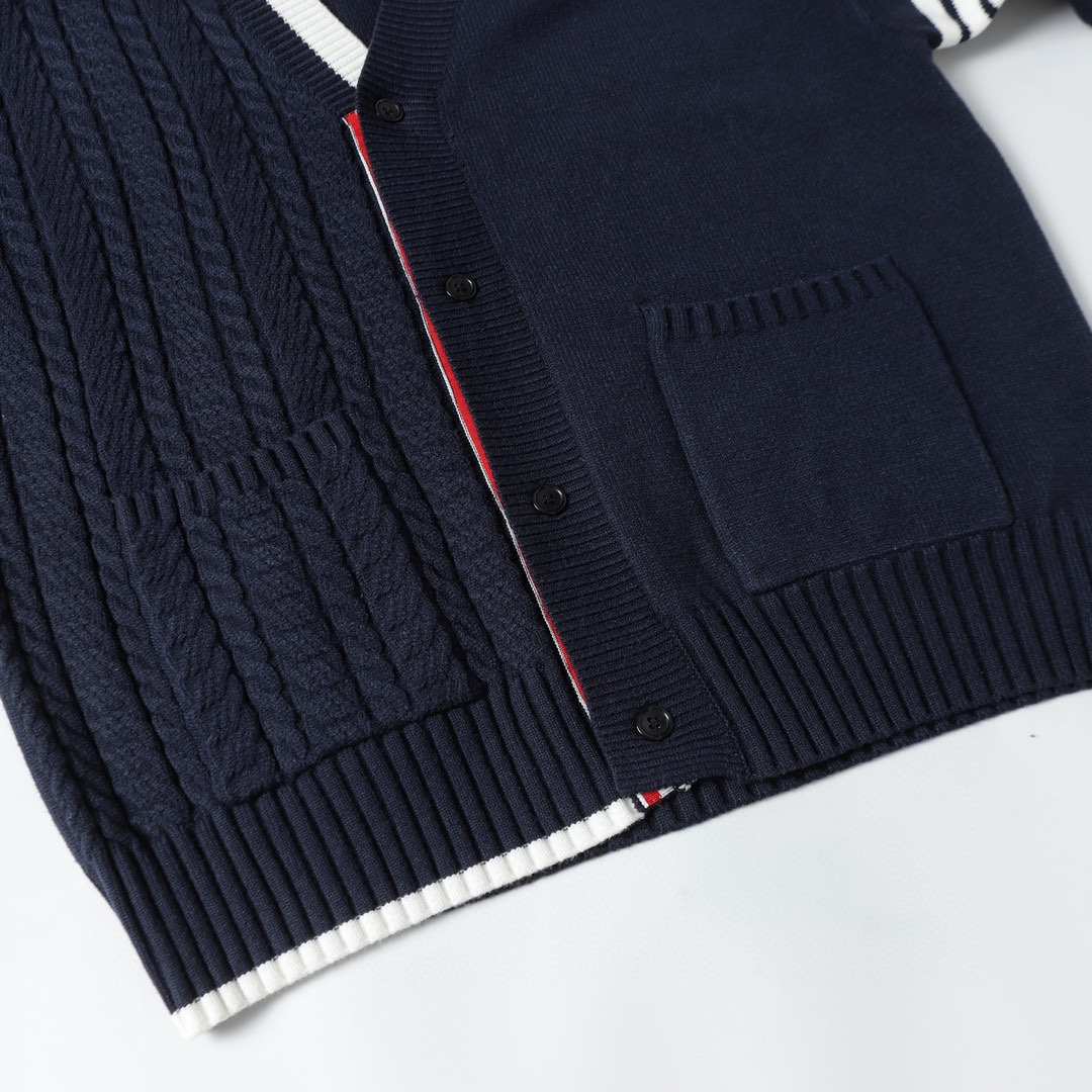 【ThomBrowne   公式旗艦店】トムブラウン  セーター   ご好評に付き再入荷！241230