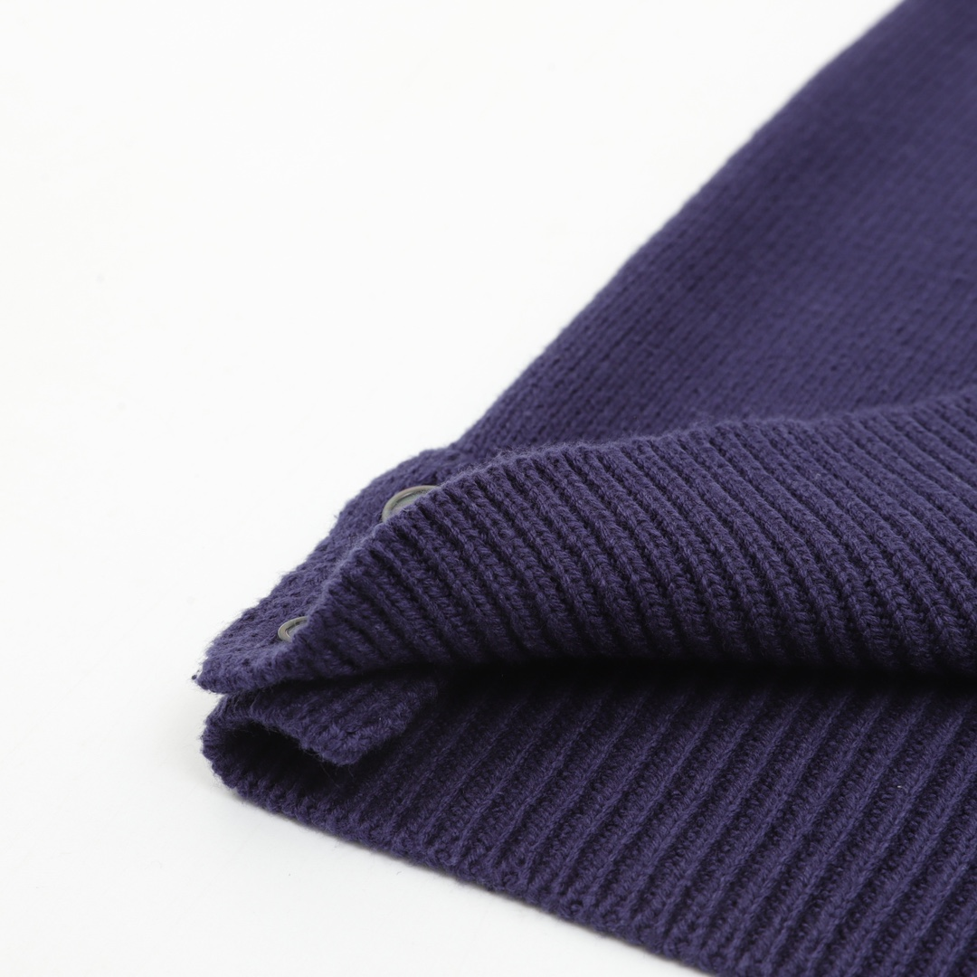 【ThomBrowne   公式旗艦店】トムブラウン  セーター   ご好評に付き再入荷！241230