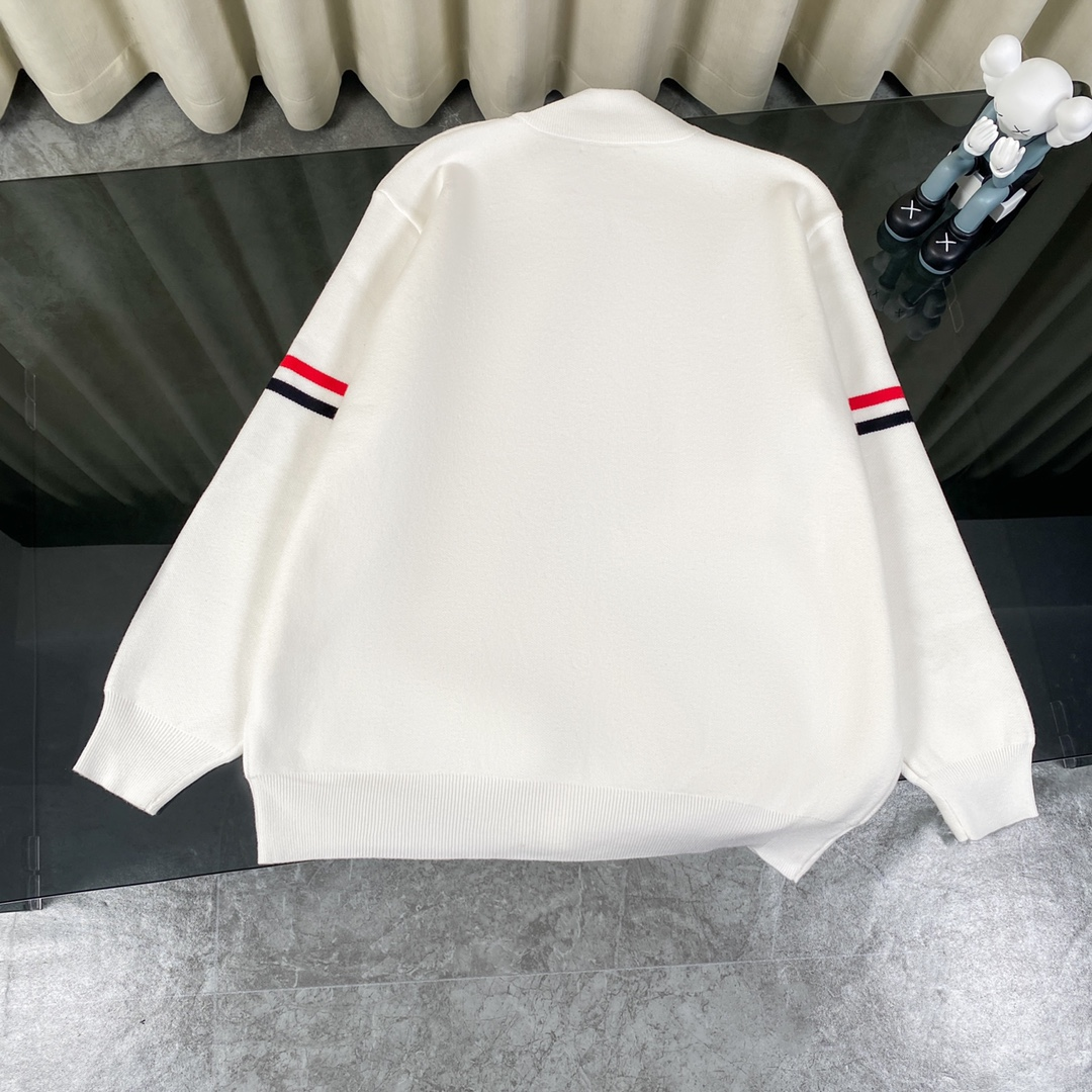 【ThomBrowne   公式旗艦店】トムブラウン  セーター   ご好評に付き再入荷！241230