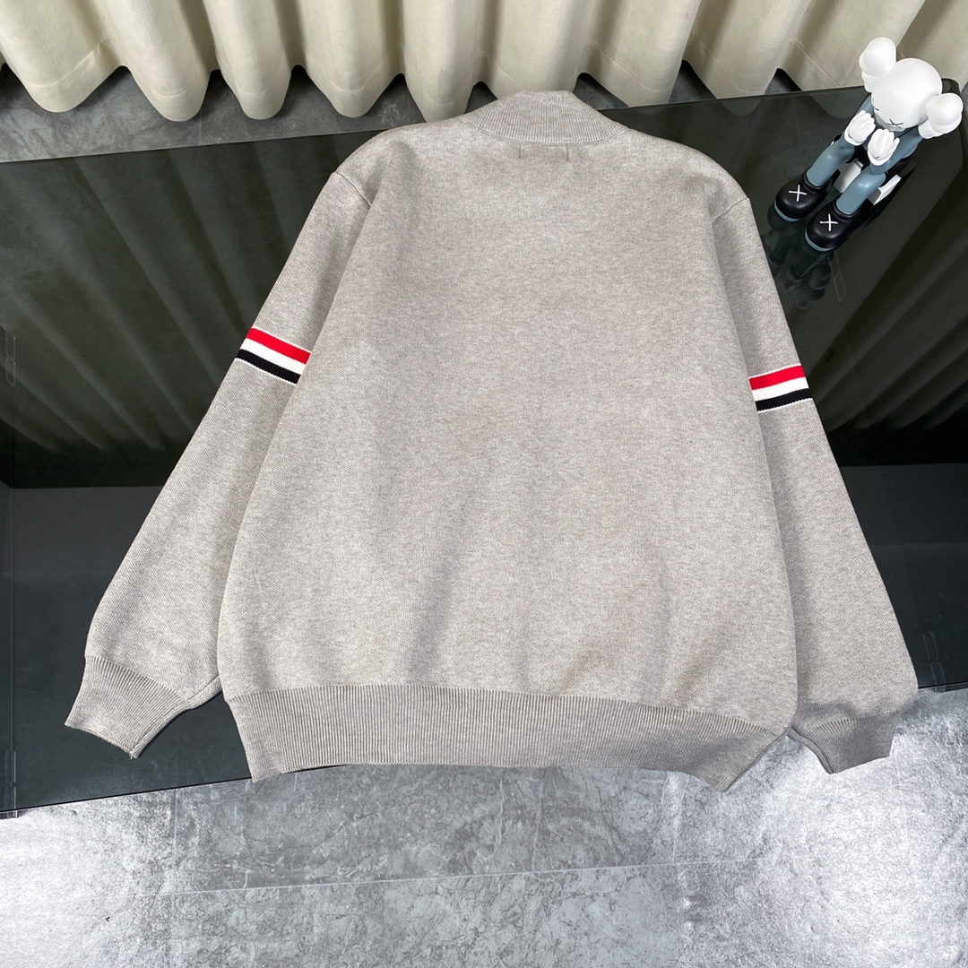 【ThomBrowne   公式旗艦店】トムブラウン  セーター   ご好評に付き再入荷！241230