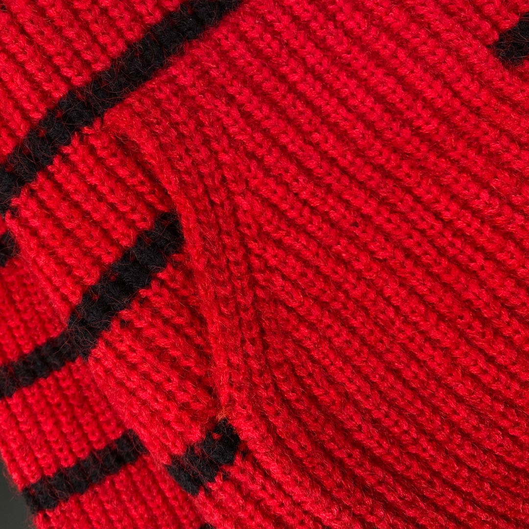 【ThomBrowne   公式旗艦店】トムブラウン  セーター   ご好評に付き再入荷！241230