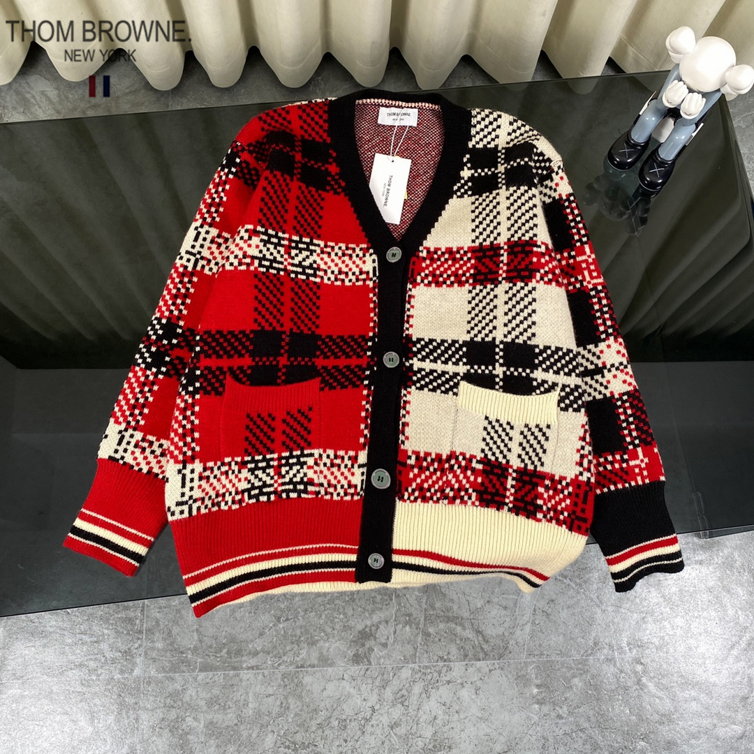 【ThomBrowne   公式旗艦店】トムブラウン  セーター   ご好評に付き再入荷！241230