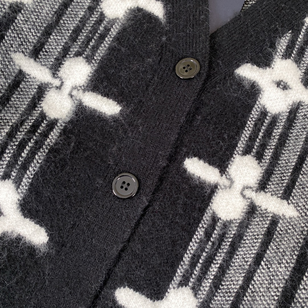 【 LOUIS VUITTON   公式旗艦店】ルイヴィトン セーター   ご好評に付き再入荷！241230