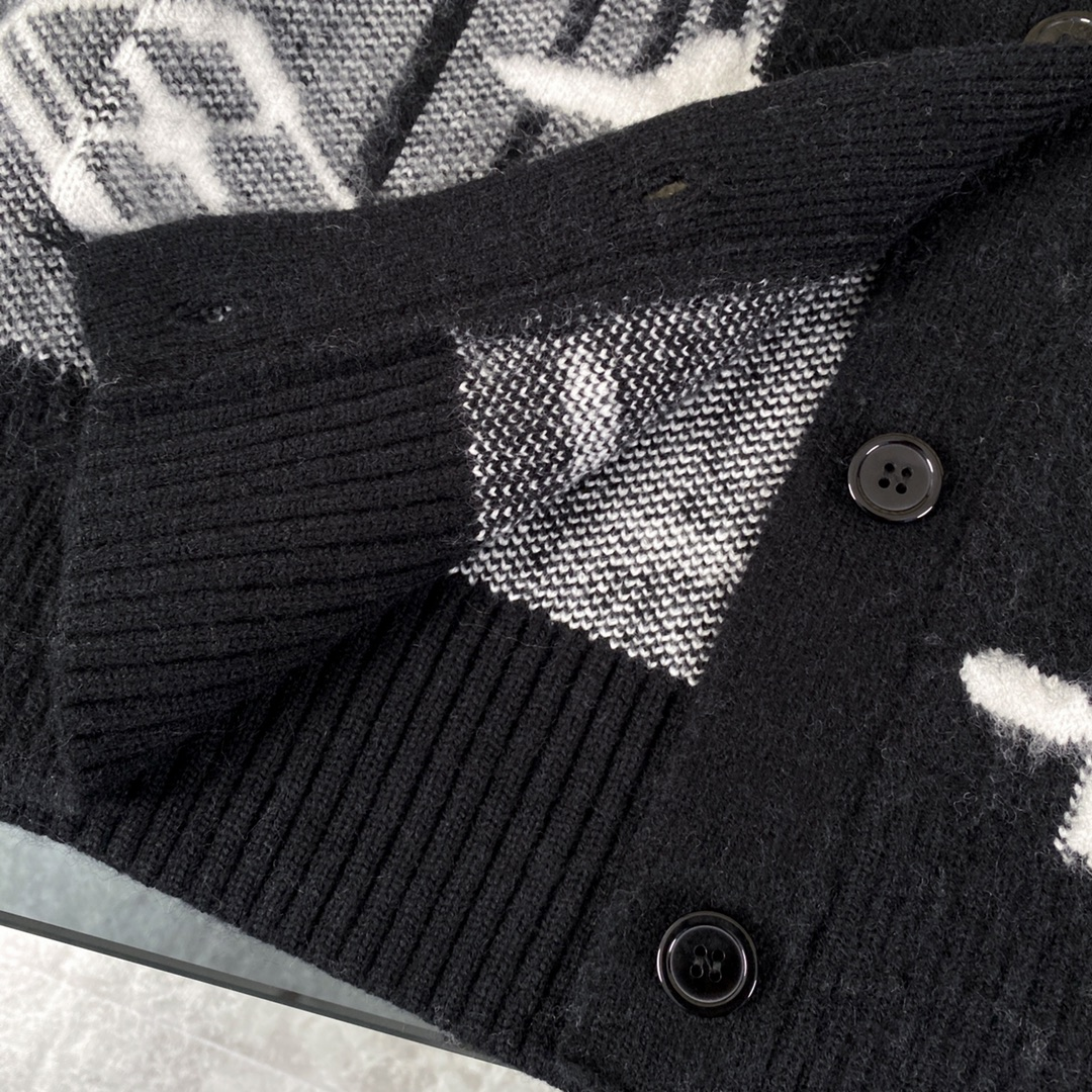 【 LOUIS VUITTON   公式旗艦店】ルイヴィトン セーター   ご好評に付き再入荷！241230