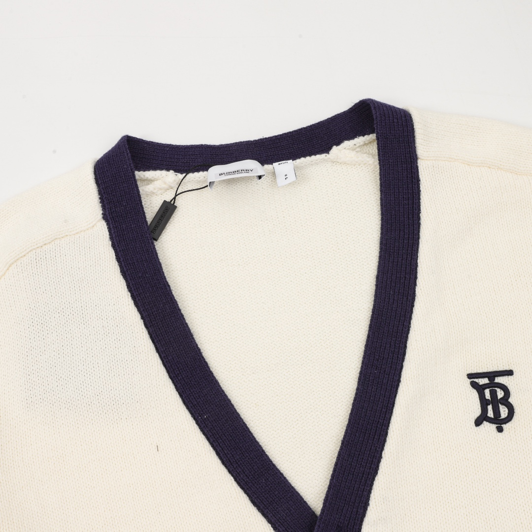 【BURBERRY 公式旗艦店】バーバリー  セーター好評に付き再入荷！241231