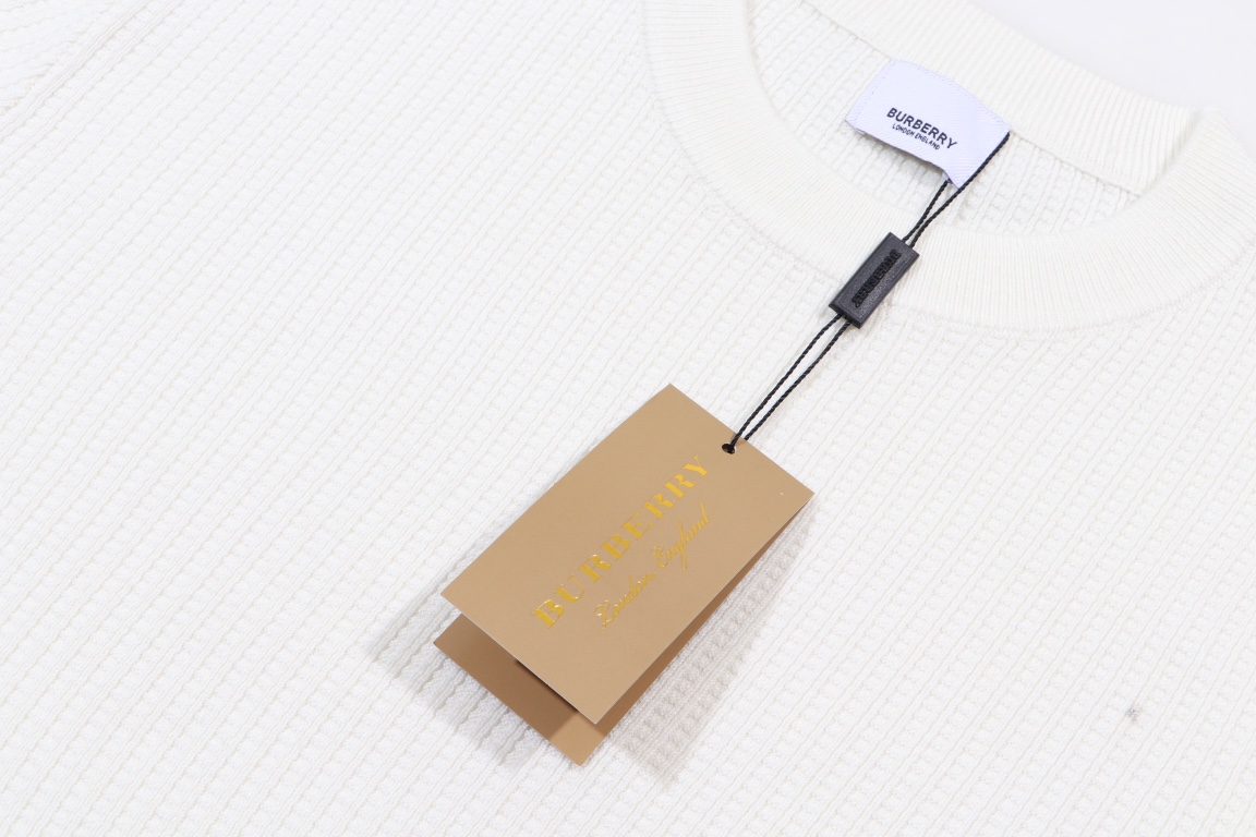 【BURBERRY 公式旗艦店】バーバリー  セーター好評に付き再入荷！241231