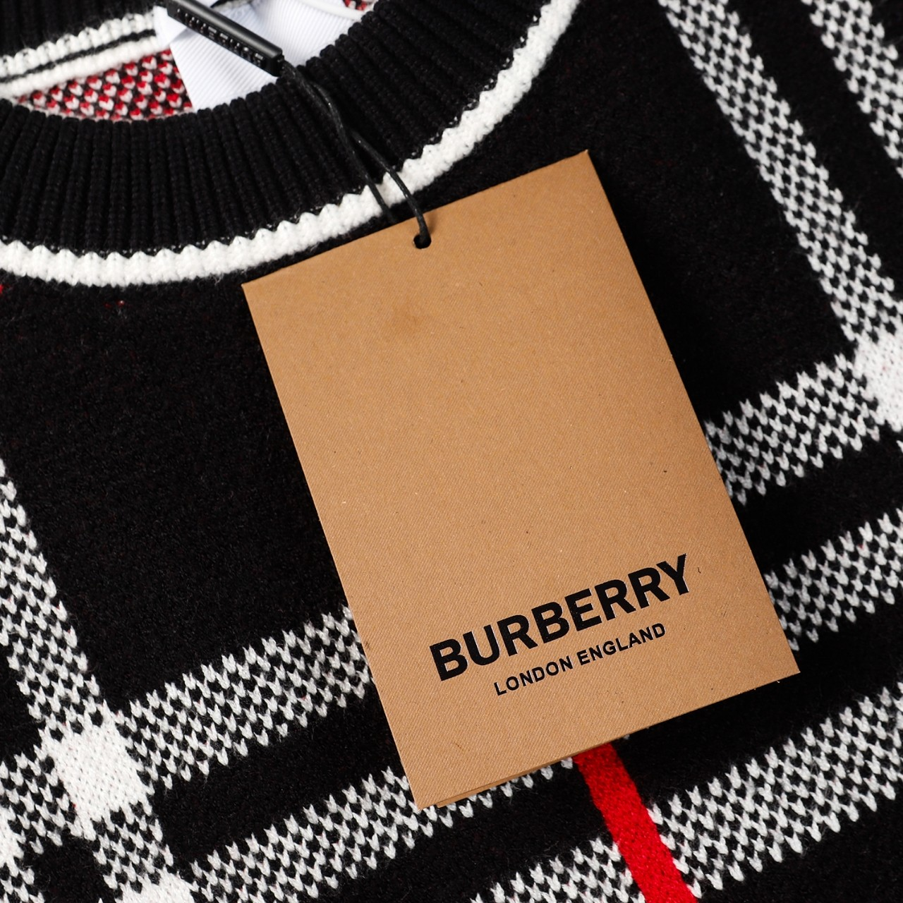 【BURBERRY 公式旗艦店】バーバリー  セーター好評に付き再入荷！241231