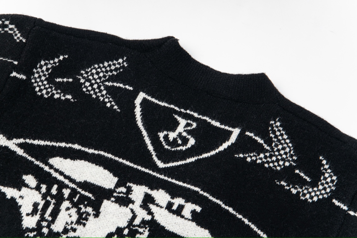 【BURBERRY 公式旗艦店】バーバリー  セーター好評に付き再入荷！241231