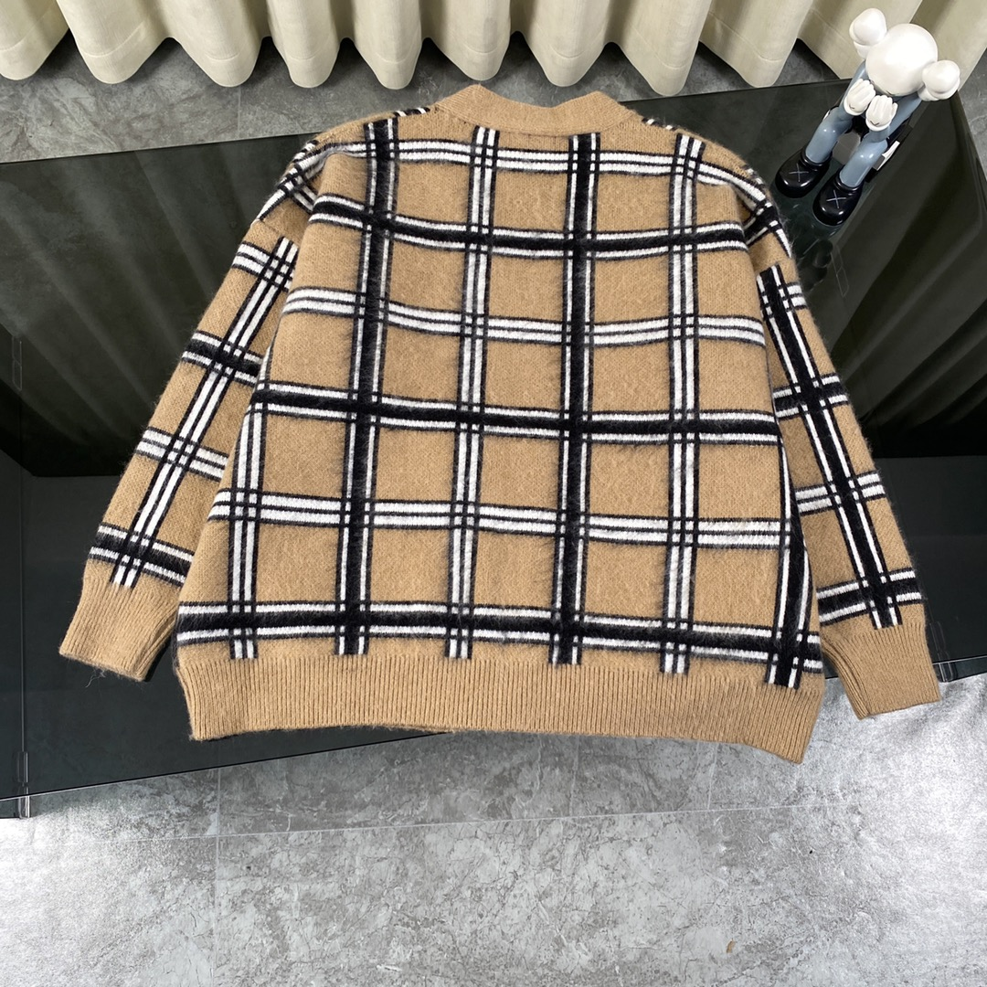 【BURBERRY 公式旗艦店】バーバリー  セーター好評に付き再入荷！241231