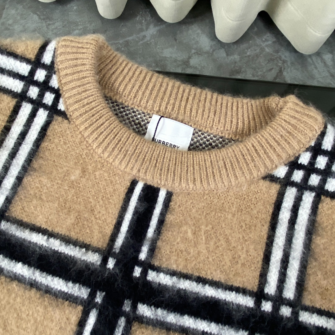 【BURBERRY 公式旗艦店】バーバリー  セーター好評に付き再入荷！241231