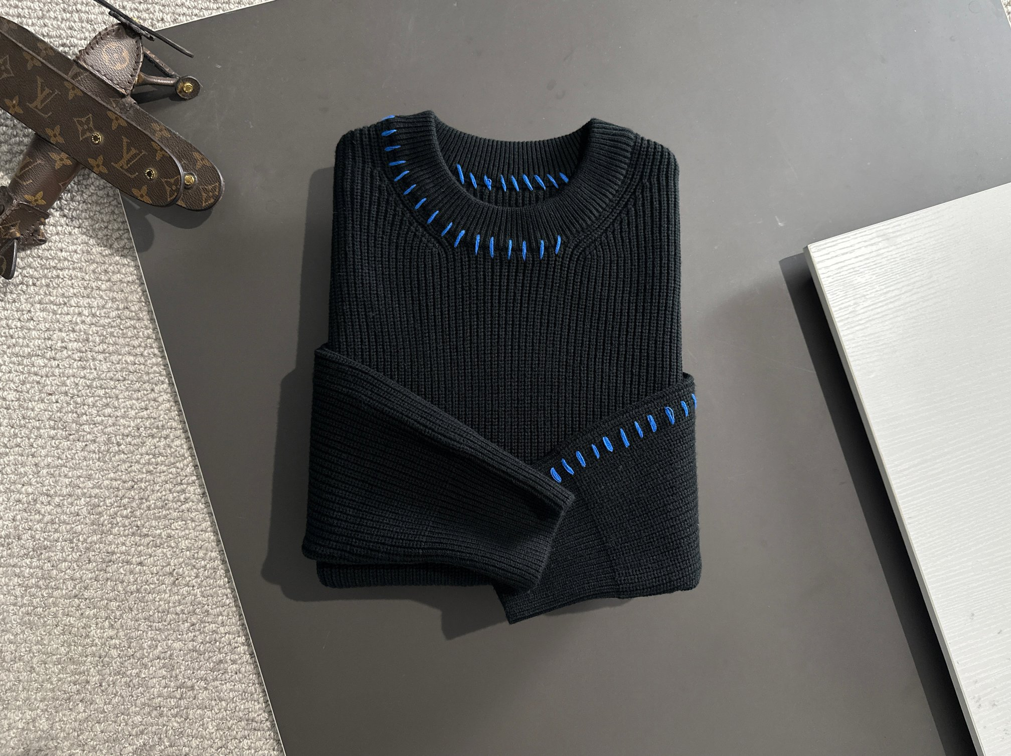 【BURBERRY 公式旗艦店】バーバリー セーター好評に付き再入荷！241231