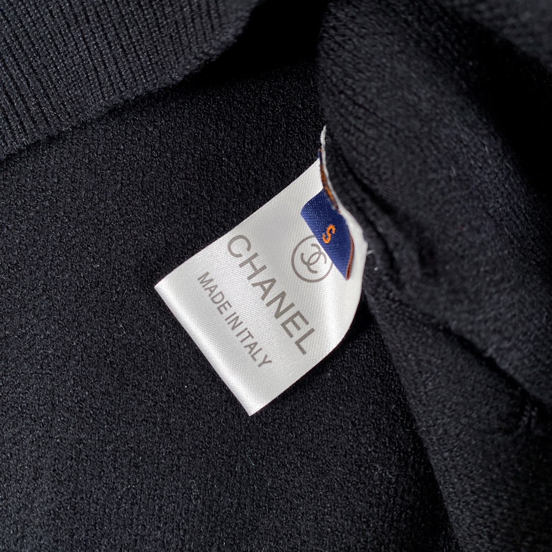 【CHANEL  公式旗艦店】シャネル  セーター好評に付き再入荷！ 241231
