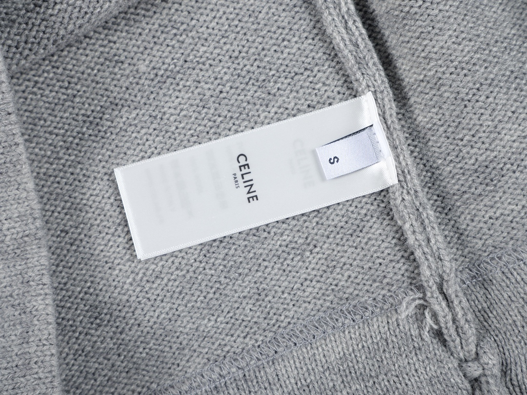 【CELINE  公式旗艦店】セリーヌ  セーター好評に付き再入荷！241231