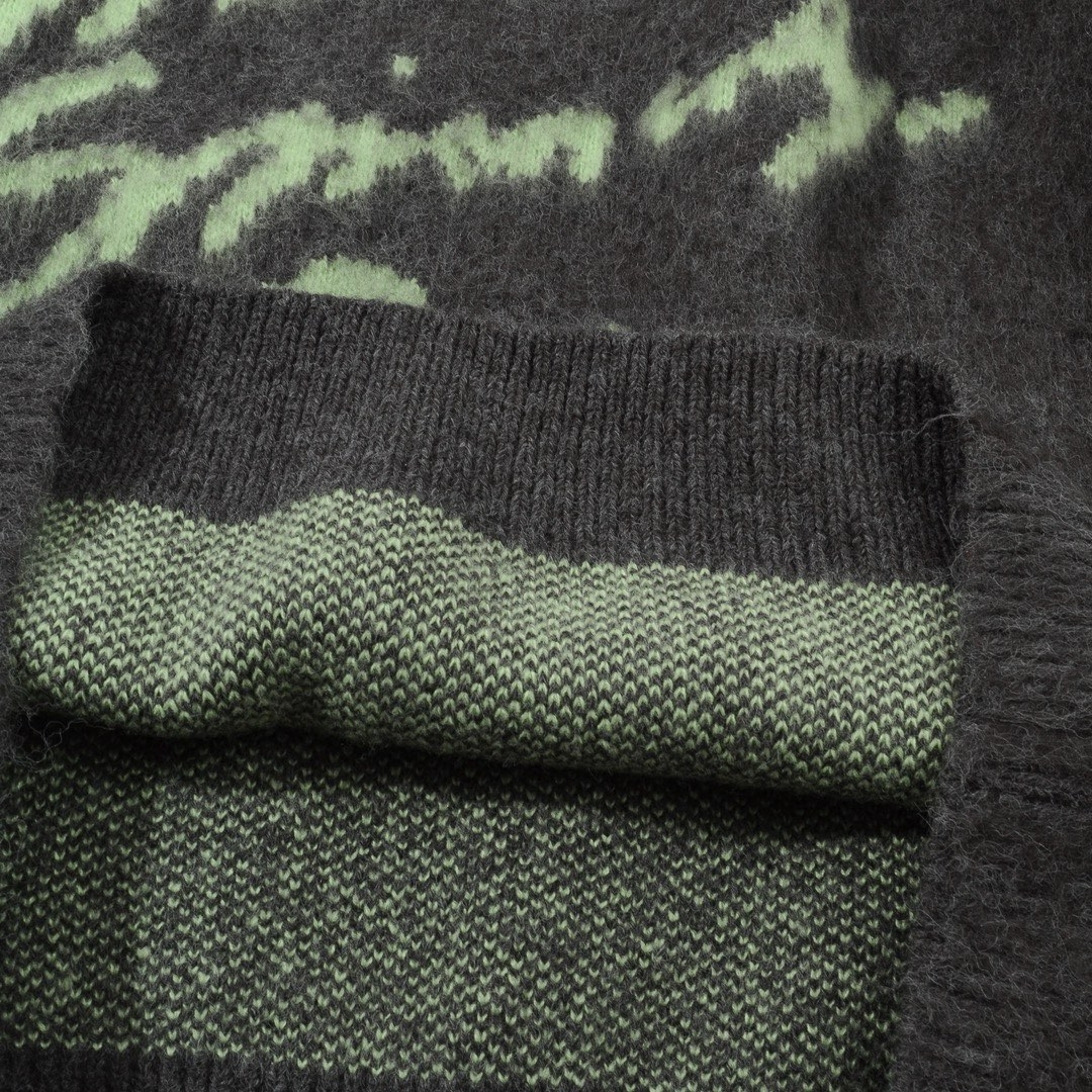 【GIVENCHY  公式旗艦店】ジバンシー  セーター好評に付き再入荷！241231