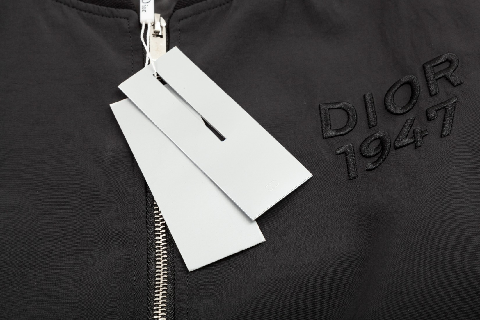 【DIOR  公式旗艦店】ディオール   ジャケット着 好評に付き再入荷！