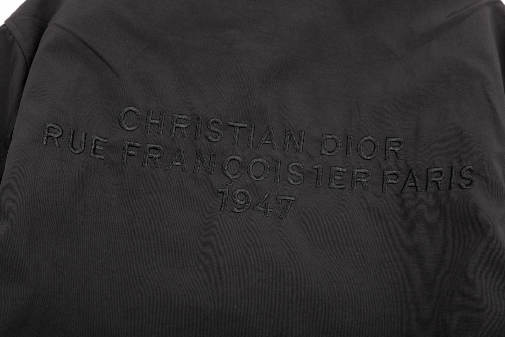 【DIOR  公式旗艦店】ディオール   ジャケット着 好評に付き再入荷！