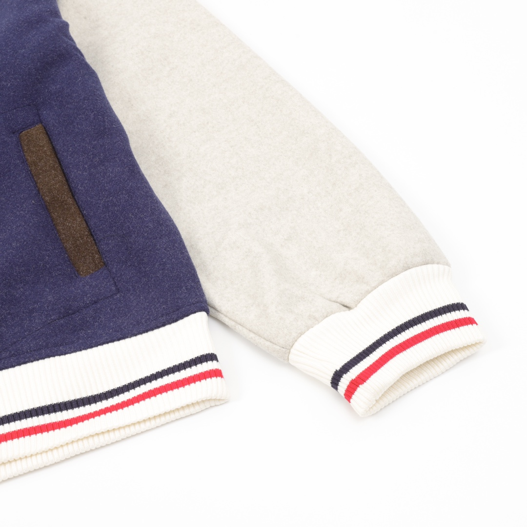 【ThomBrowne  公式旗艦店】トムブラウン  ジャケット着 好評に付き再入荷！250106