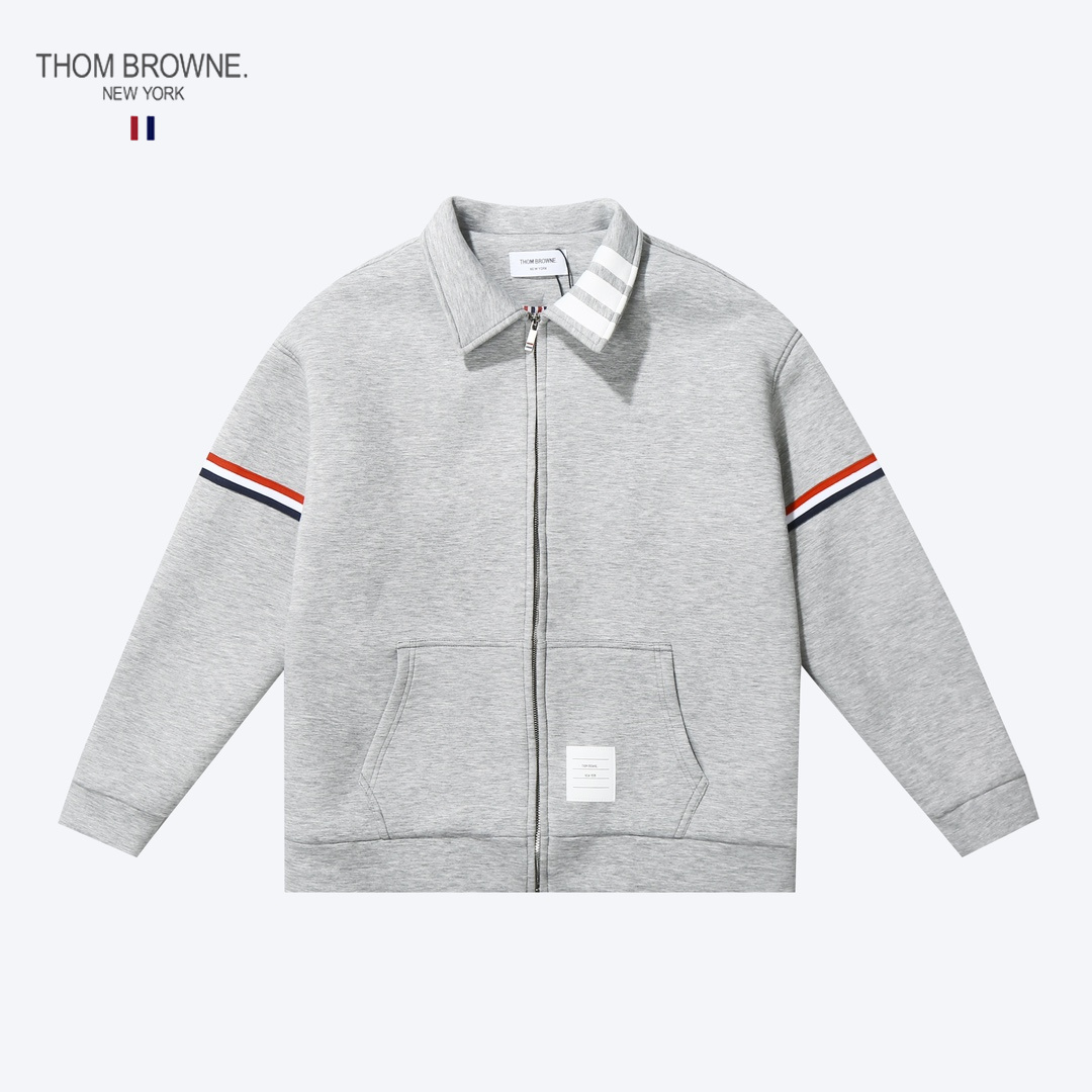 【ThomBrowne  公式旗艦店】トムブラウン  ジャケット着 好評に付き再入荷！250106