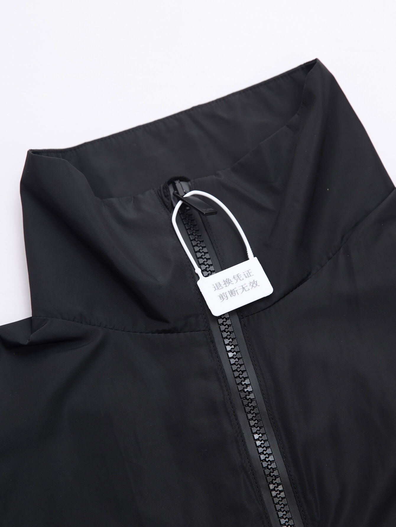 【DIOR  公式旗艦店】ディオール   ジャケット着 好評に付き再入荷！ 240920