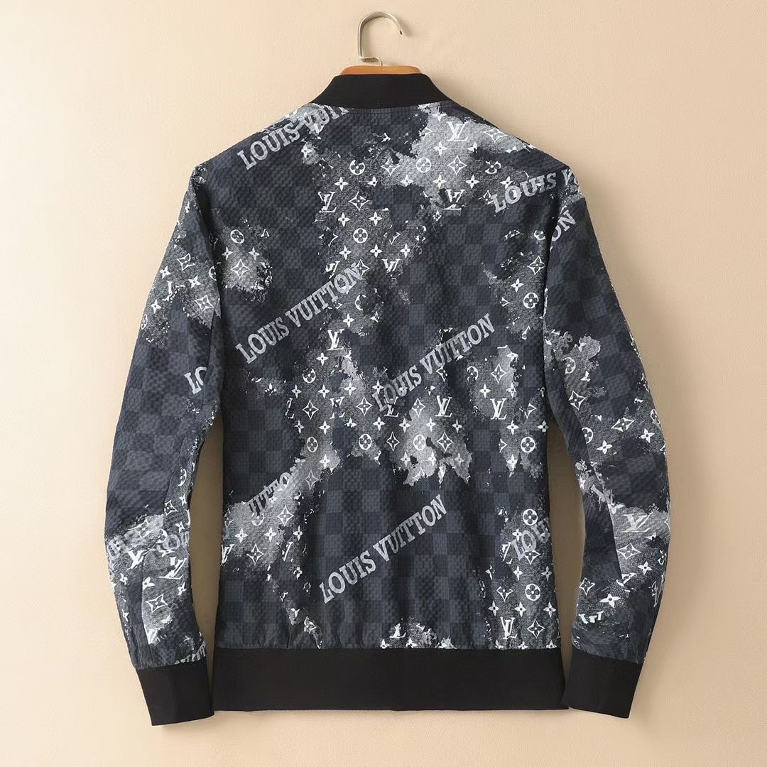 【LOUIS VUITTON 公式旗艦店】ルイヴィトン  ジャケット着 ご好評に付き再入荷！250106