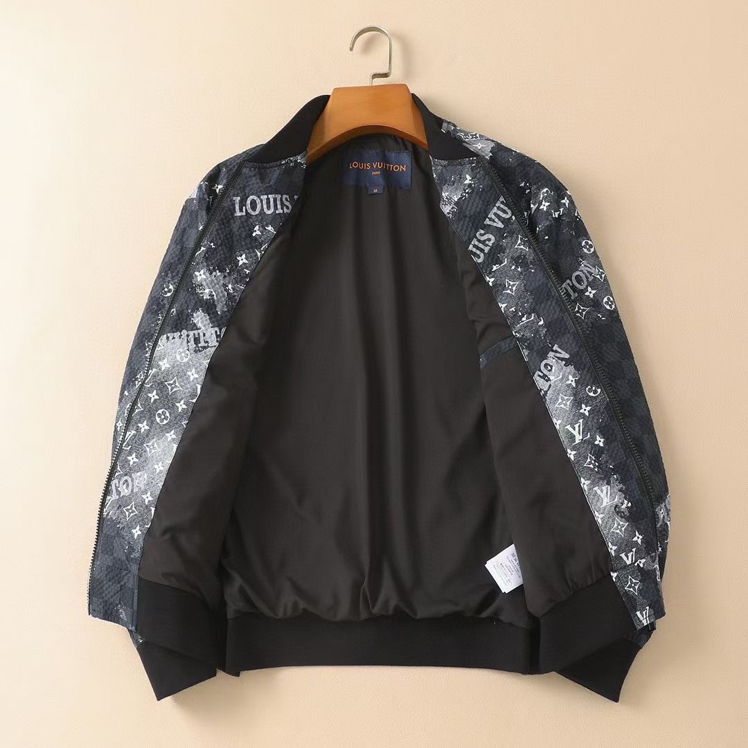 【LOUIS VUITTON 公式旗艦店】ルイヴィトン  ジャケット着 ご好評に付き再入荷！250106