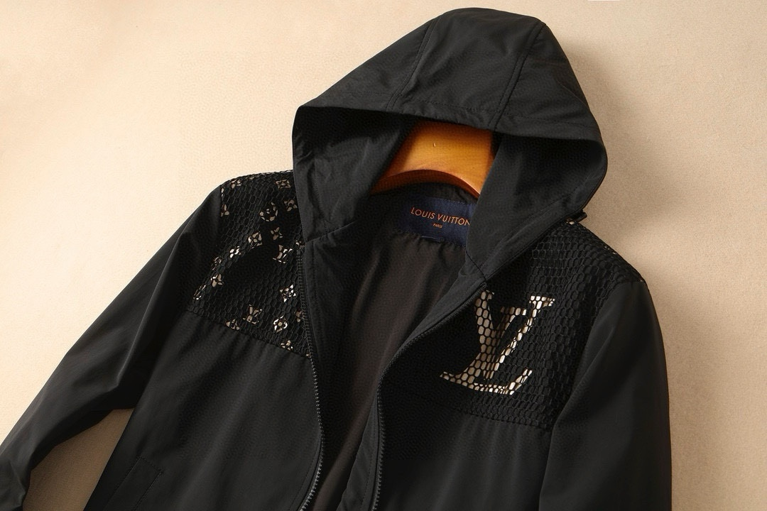 【LOUIS VUITTON 公式旗艦店】ルイヴィトン  ジャケット着 ご好評に付き再入荷！250106