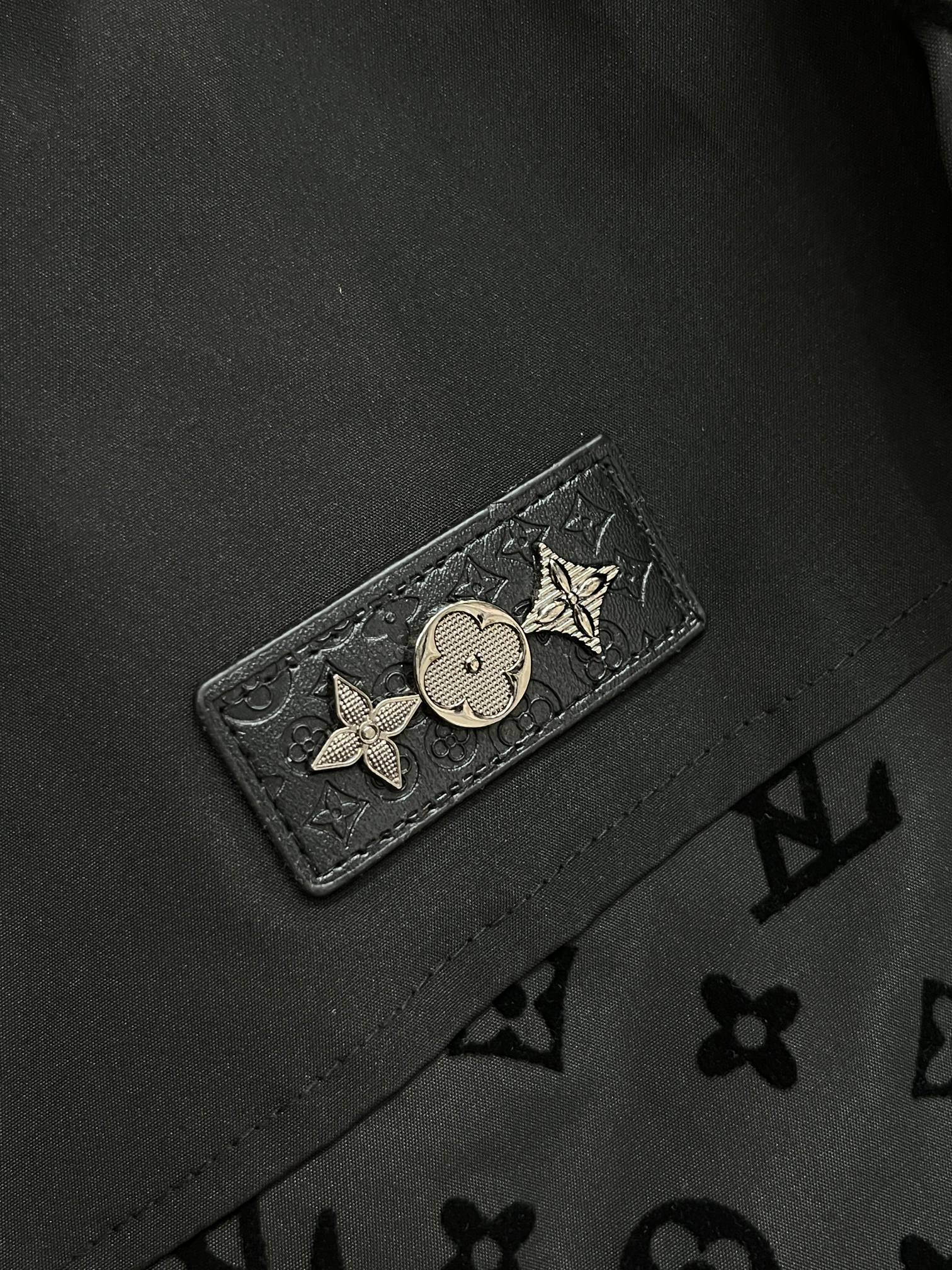 LV【LOUIS VUITTON 公式旗艦店】ルイヴィトン  ジャケット着 ご好評に付き再入荷！250106