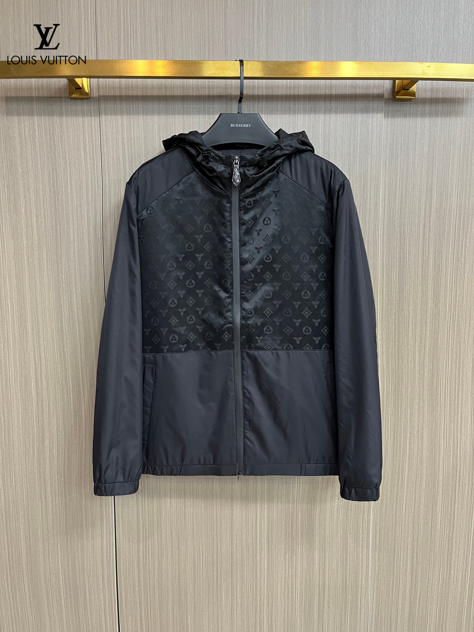 LV【LOUIS VUITTON 公式旗艦店】ルイヴィトン  ジャケット着 ご好評に付き再入荷！250106