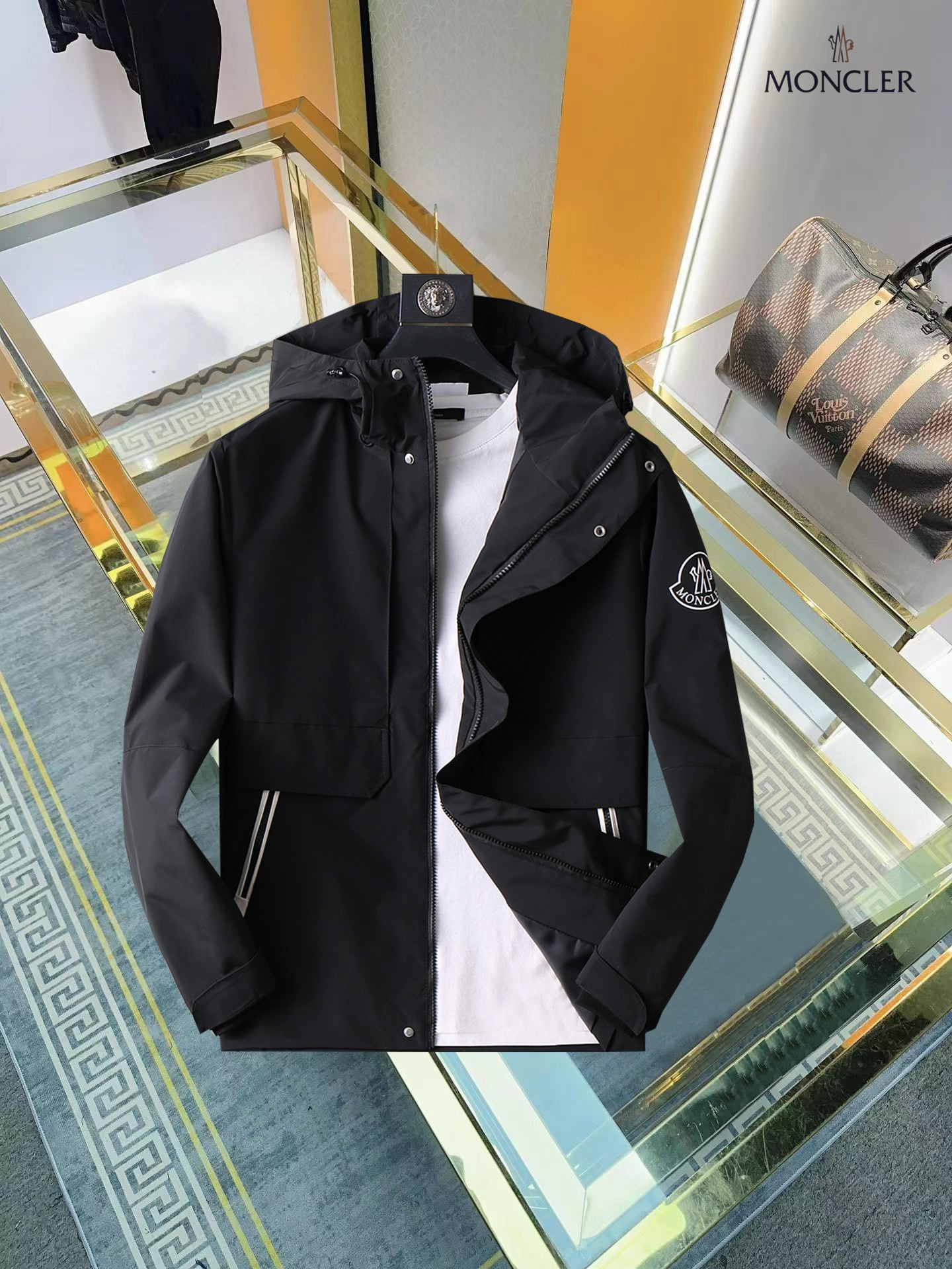 【MONCLER 公式旗艦店】 モンクレール  ジャケット着 ご好評に付き再入荷！241023