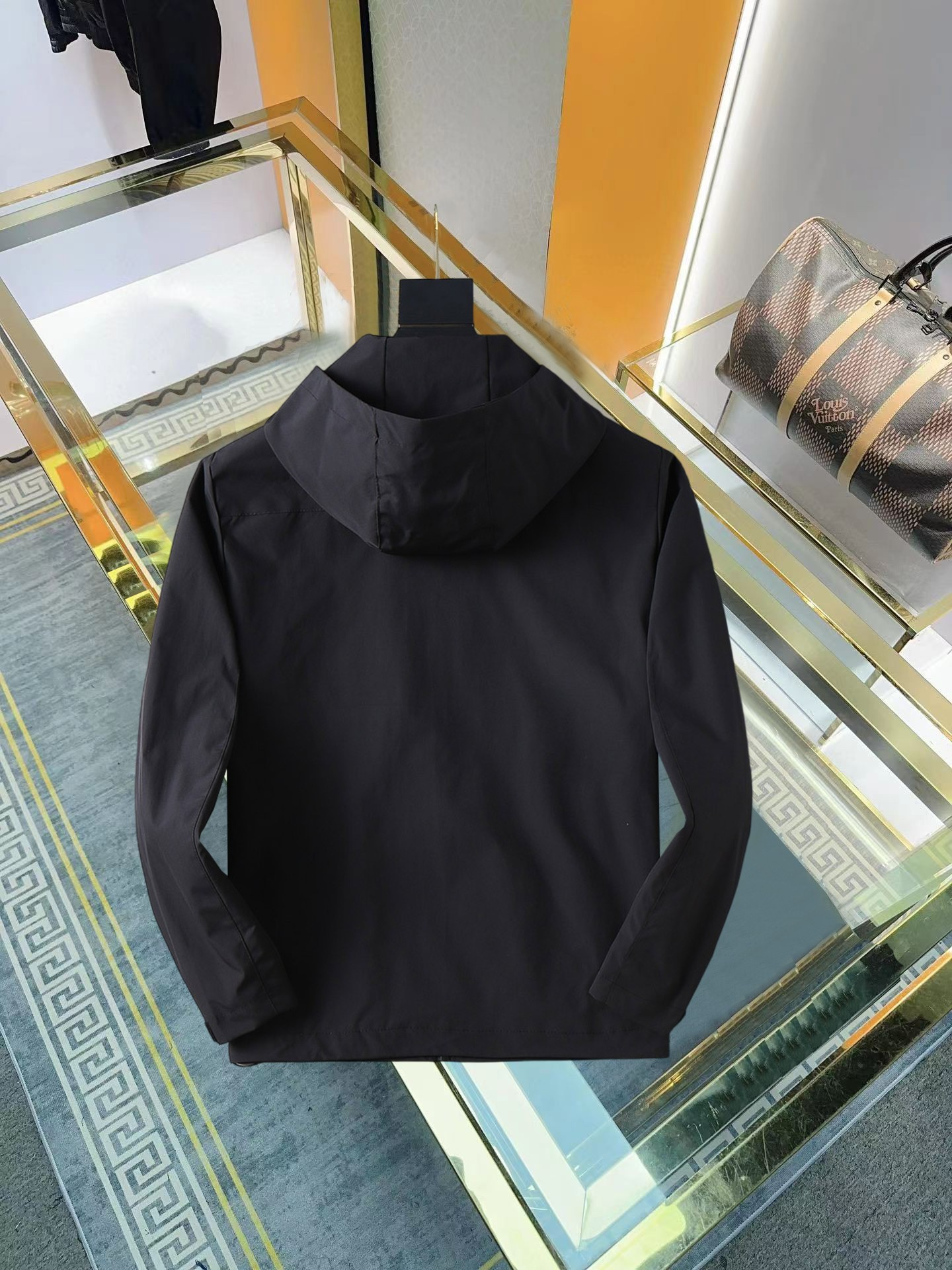 【ARCTERYX  公式旗艦店】アークテリクス  ジャケット着 ご好評に付き再入荷！250107