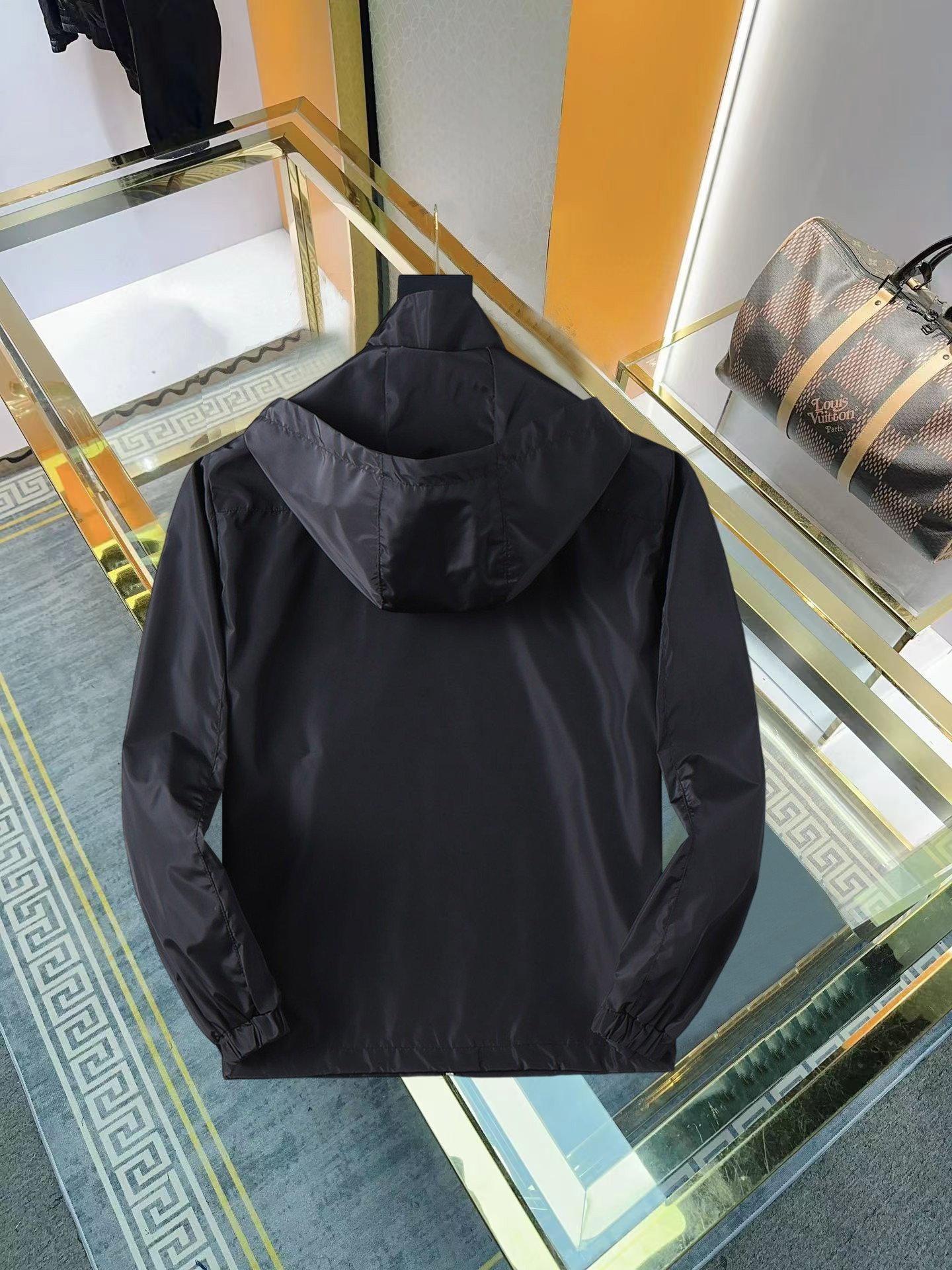 【PRADA  公式旗艦店】プラダ   ジャケット着 ご好評に付き再入荷！250106