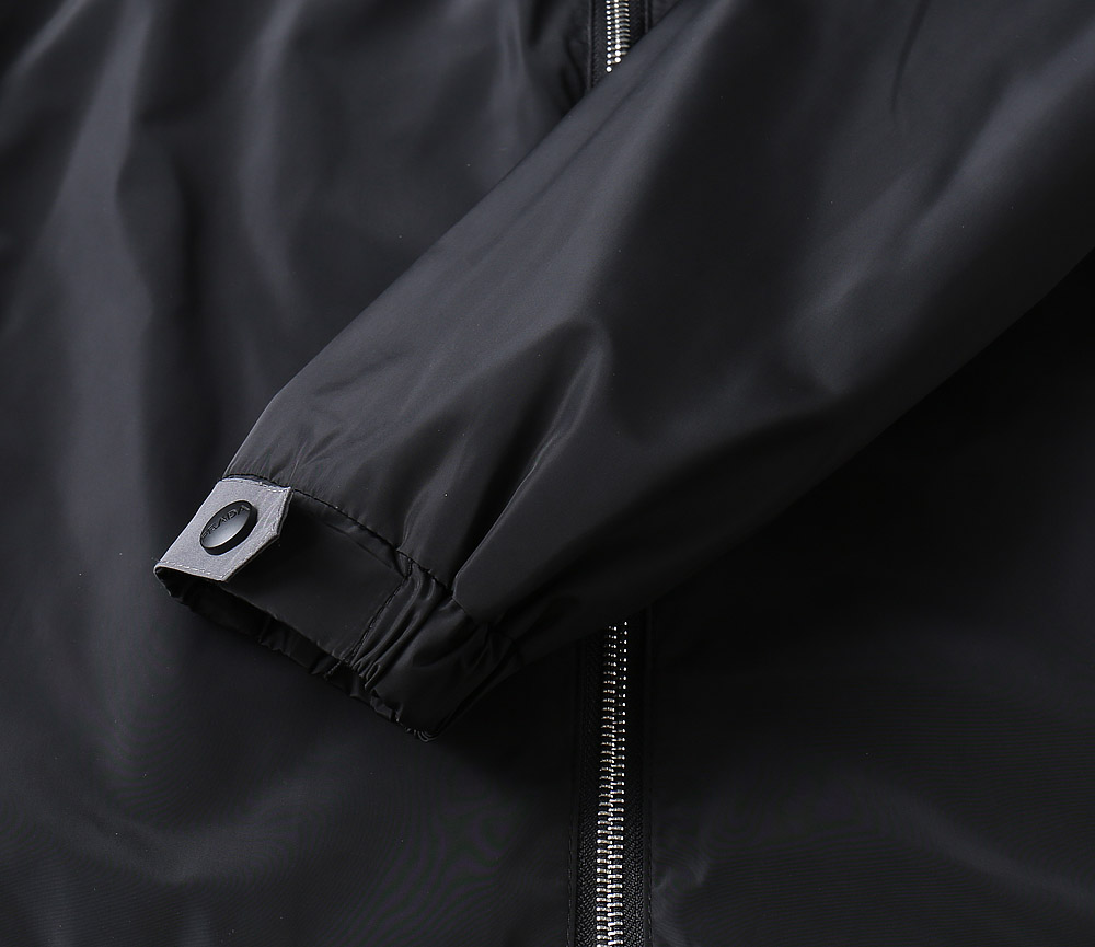 【PRADA  公式旗艦店】プラダ   ジャケット着 ご好評に付き再入荷！250106