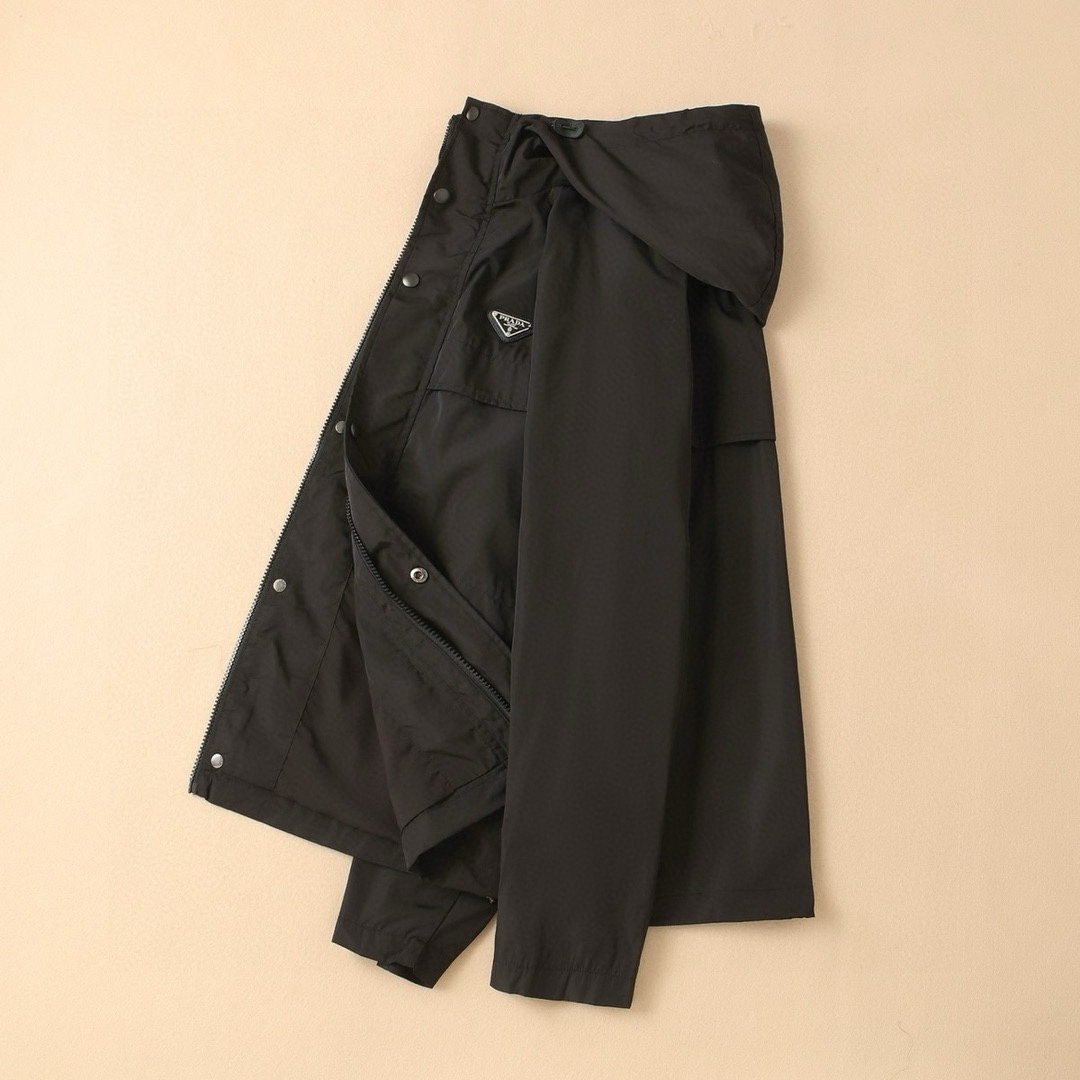 【PRADA  公式旗艦店】プラダ   ジャケット着 ご好評に付き再入荷！250107