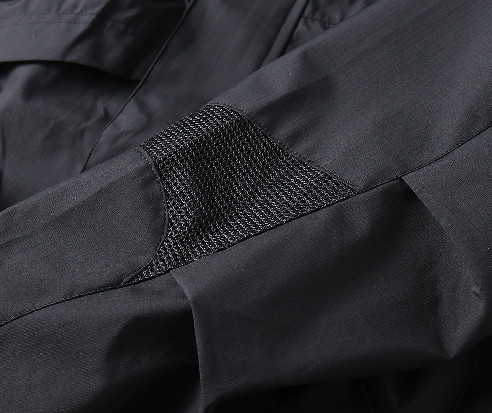 【PRADA  公式旗艦店】プラダ   ジャケット着 ご好評に付き再入荷！250107