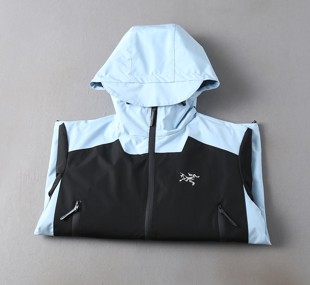 【ARCTERYX  公式旗艦店】アークテリクス  ジャケット着 ご好評に付き再入荷！250107