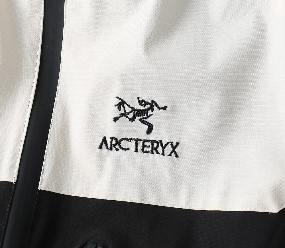 【ARCTERYX  公式旗艦店】アークテリクス  ジャケット着 ご好評に付き再入荷！250107