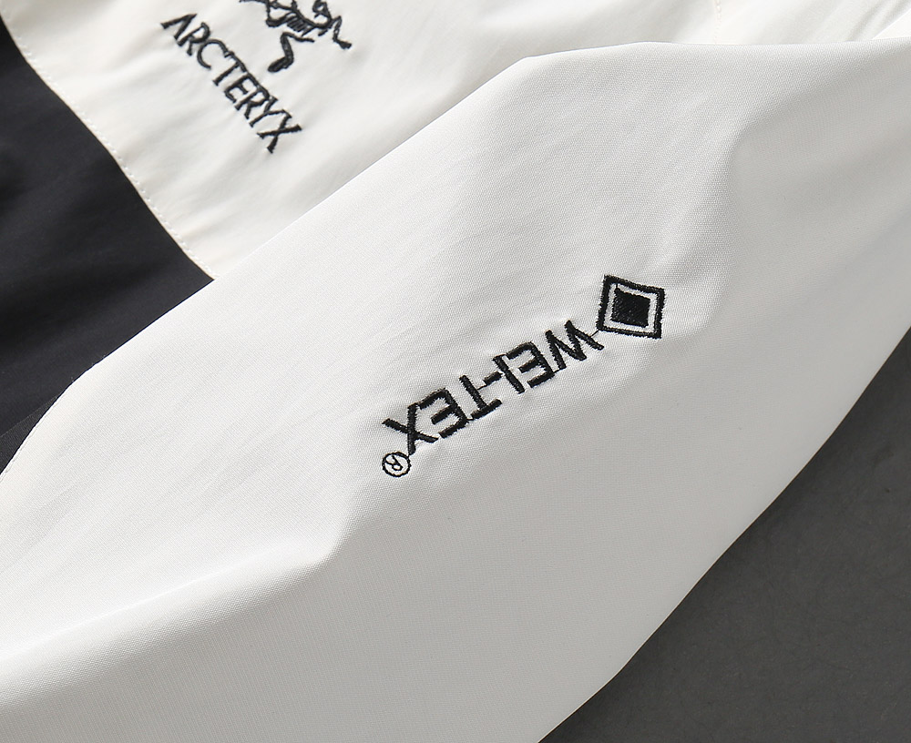 【ARCTERYX  公式旗艦店】アークテリクス  ジャケット着 ご好評に付き再入荷！250107