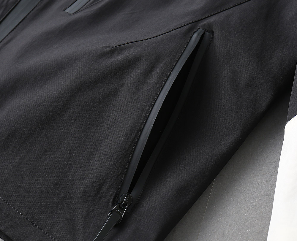 【ARCTERYX  公式旗艦店】アークテリクス  ジャケット着 ご好評に付き再入荷！250107