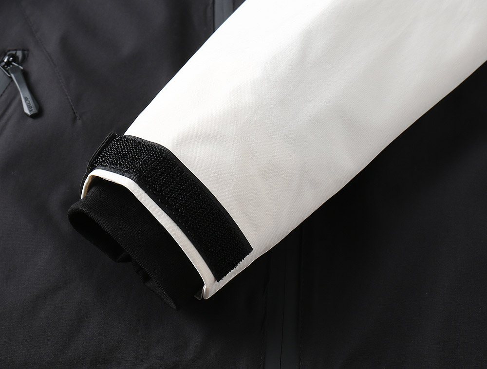 【ARCTERYX  公式旗艦店】アークテリクス  ジャケット着 ご好評に付き再入荷！250107