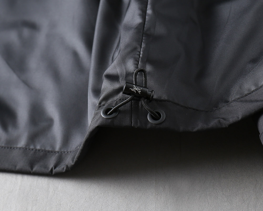 【ARCTERYX  公式旗艦店】アークテリクス  ジャケット着 ご好評に付き再入荷！250107