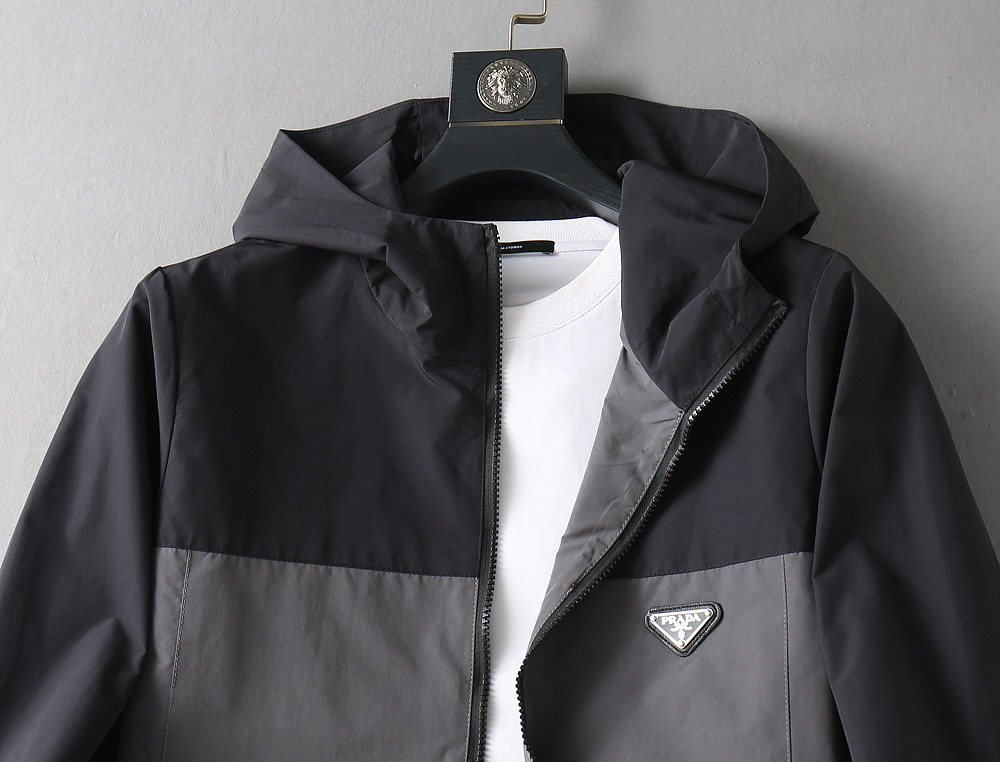 【PRADA  公式旗艦店】プラダ   ジャケット着 ご好評に付き再入荷！250107