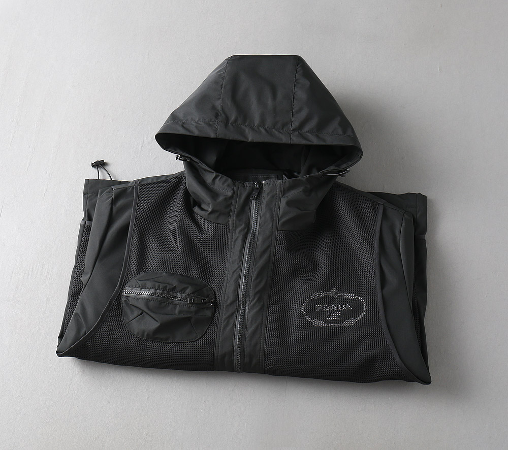 【PRADA  公式旗艦店】プラダ   ジャケット着 ご好評に付き再入荷！250107