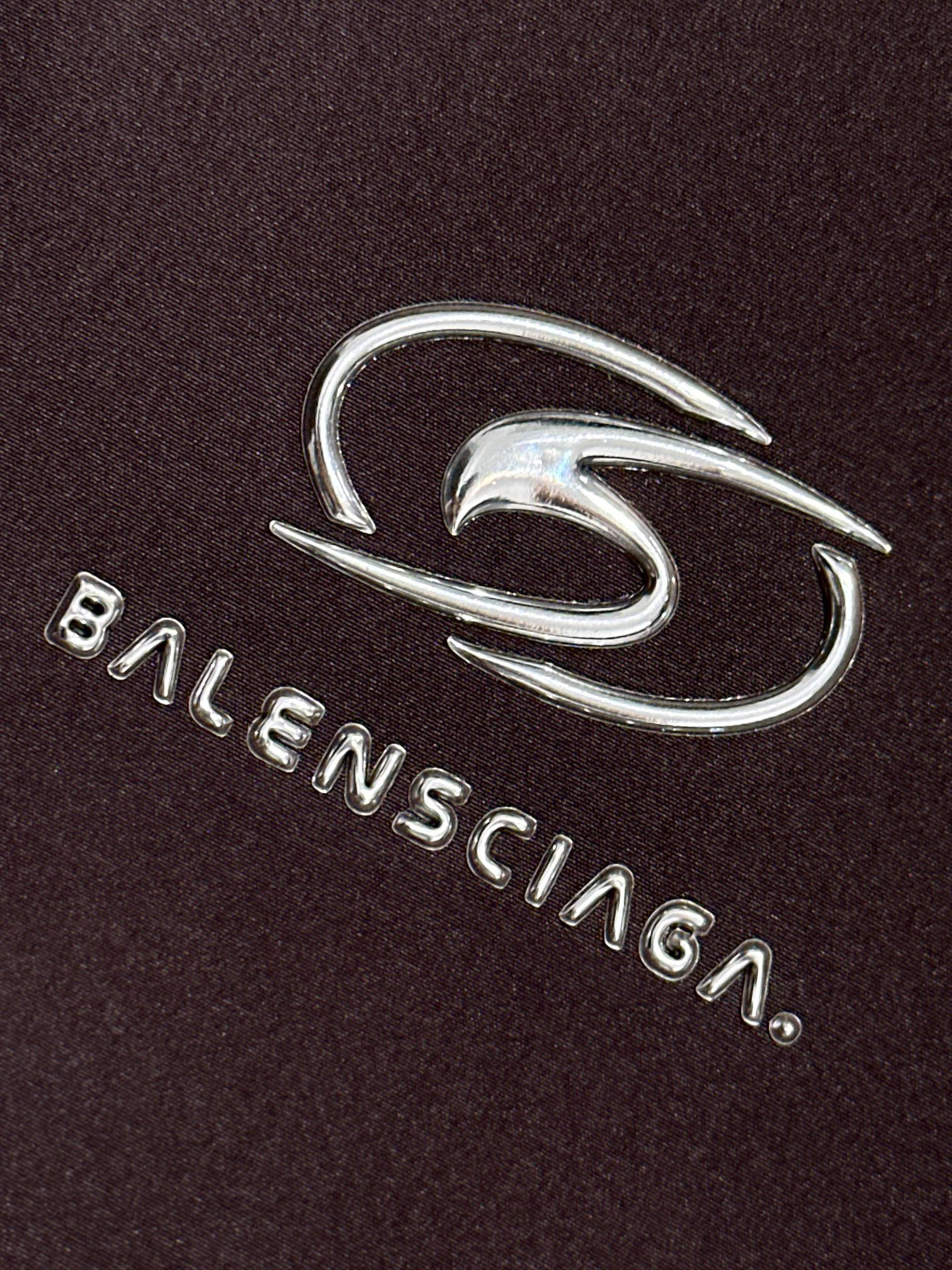 【BALENCIAGA  公式旗艦店】バレンシアガ   ジャケット着 ご好評に付き再入荷！250107