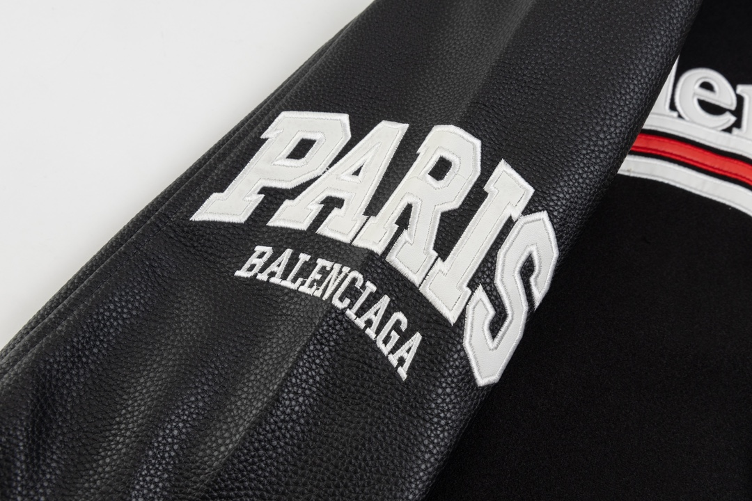 【BALENCIAGA  公式旗艦店】バレンシアガ   野球着 ジャケット着 好評に付き再入荷！250108