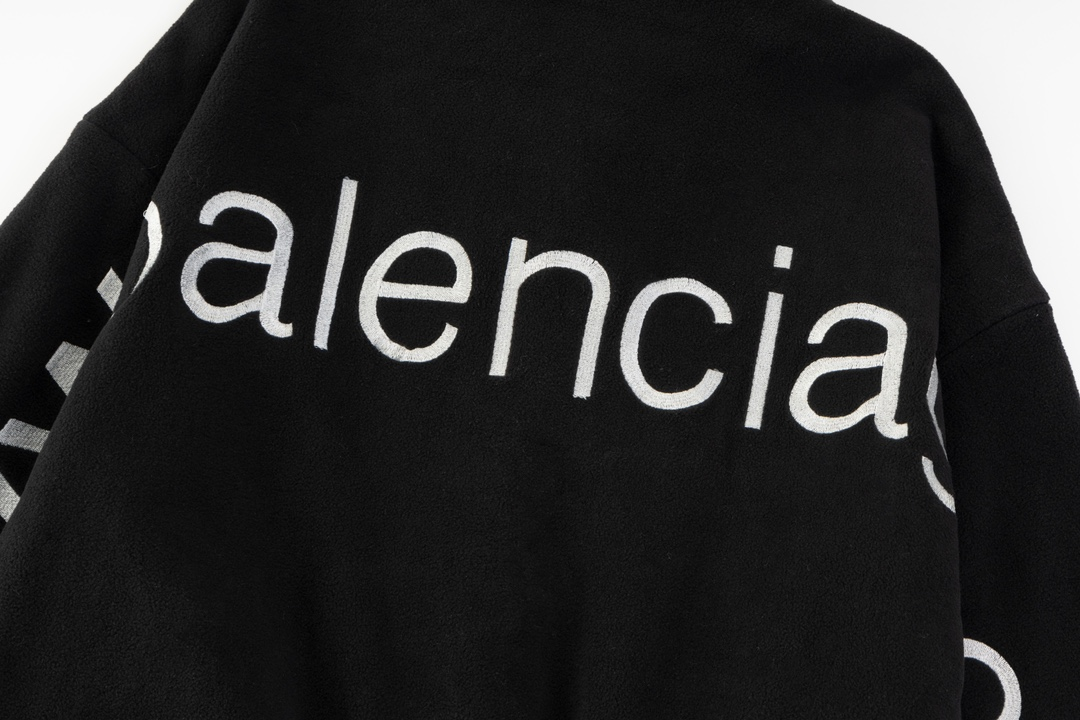 【BALENCIAGA  公式旗艦店】バレンシアガ   野球着 ジャケット着 好評に付き再入荷！241028