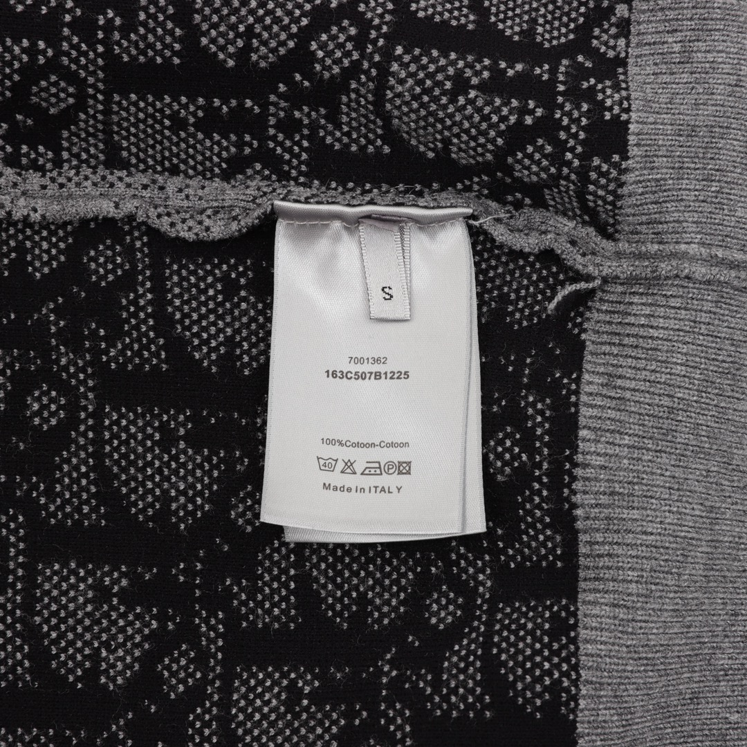 【DIOR 公式旗艦店】ディオール  セーター好評に付き再入荷！250108