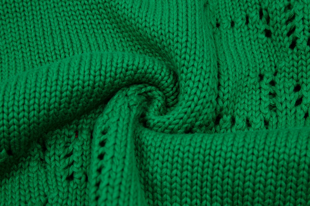 【GUCCI 公式旗艦店】グッチ  セーター好評に付き再入荷！250108