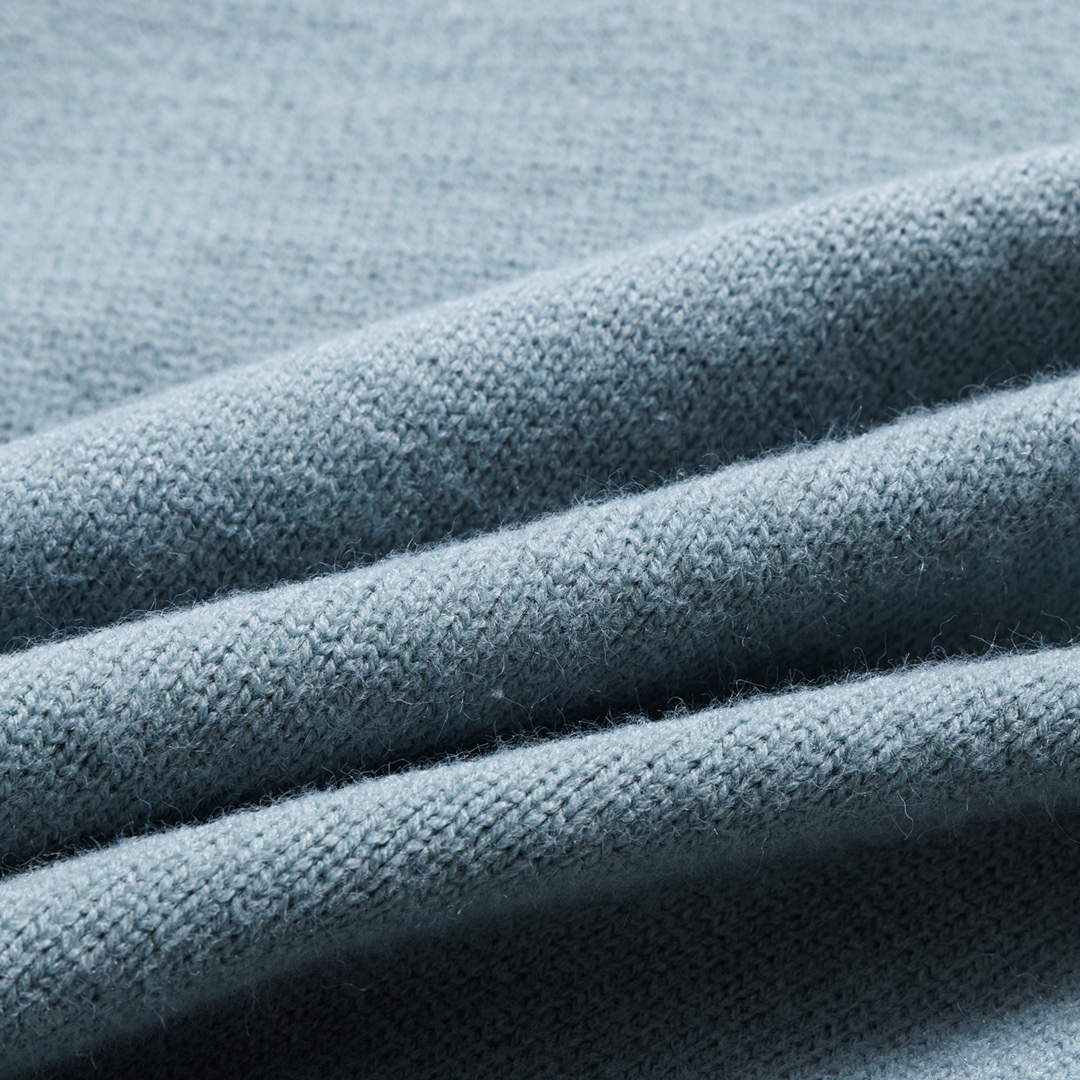 【GUCCI 公式旗艦店】グッチ  セーター好評に付き再入荷！250108