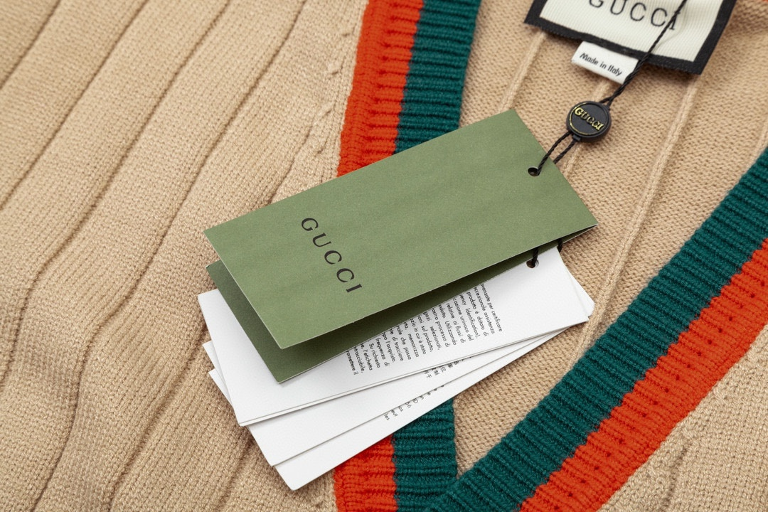 【GUCCI 公式旗艦店】グッチ  セーター好評に付き再入荷！250108